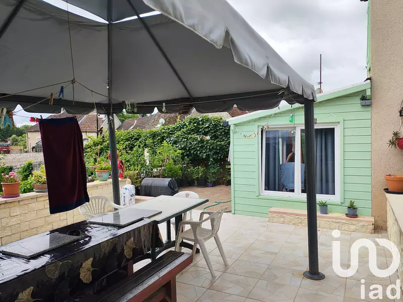 Maison, 240 m²