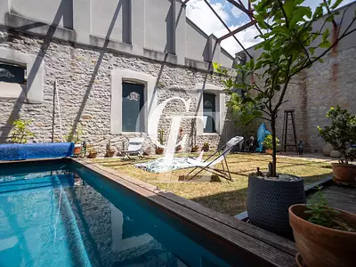 Maison, 238 m²