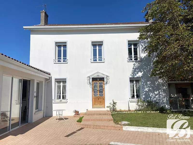 Maison, 262 m²