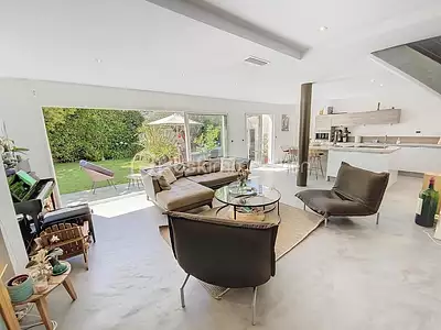 Maison, 178 m²