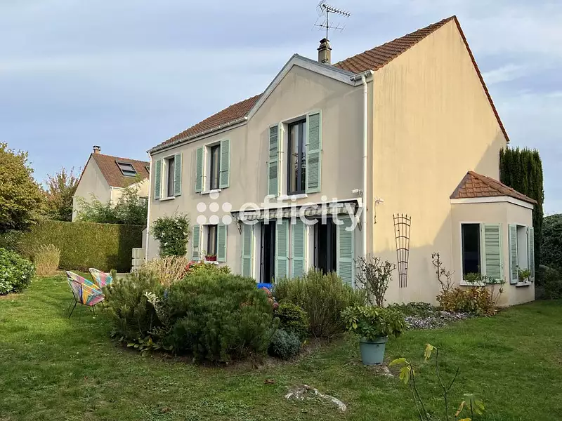 Maison, 167 m²