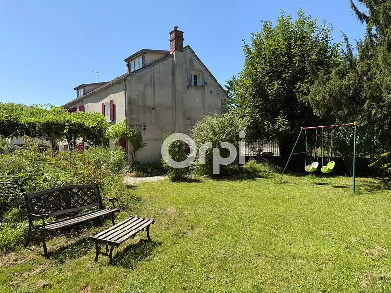 Maison, 174 m²