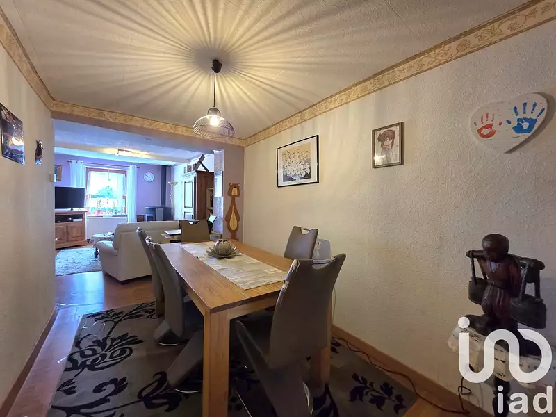 Maison, 99 m²