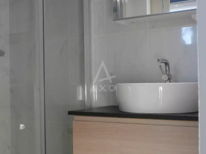Maison, 190 m²