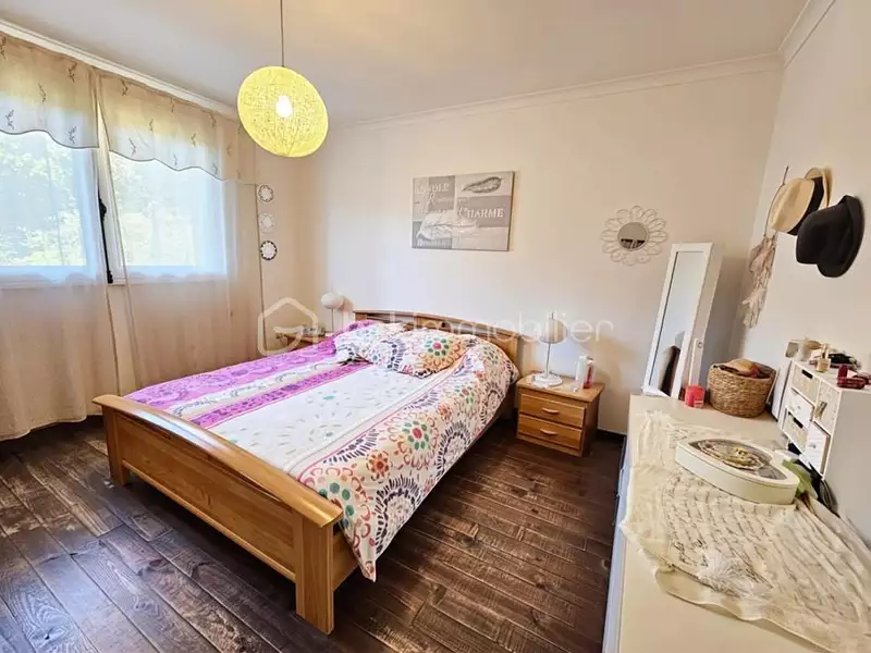 Maison, 200 m²