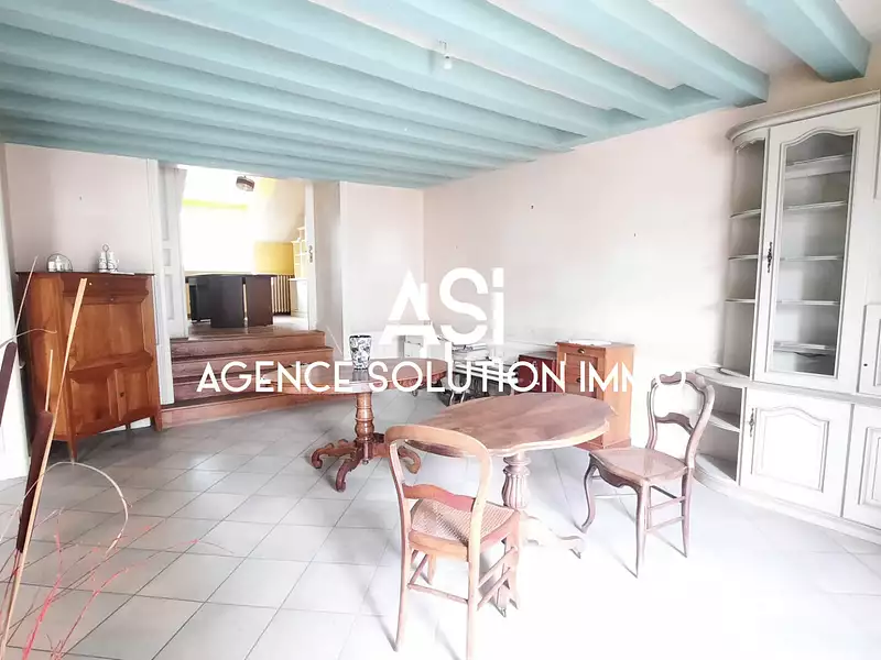 Maison, 240 m²
