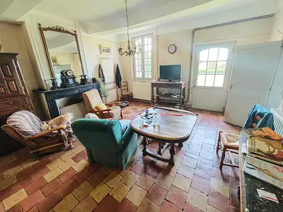 Maison, 305 m²