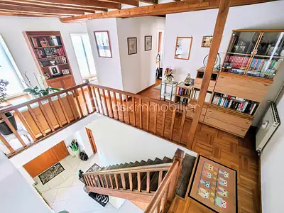 Maison, 296 m²