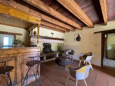 Maison, 280 m²