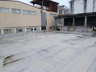 Immeuble, 340 m²