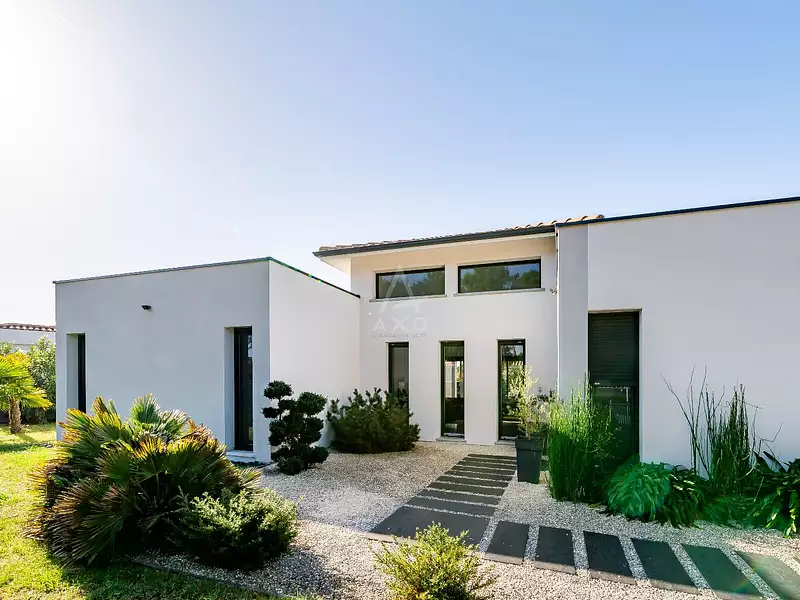 Maison, 147 m²