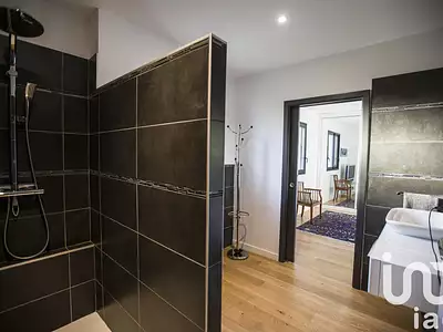 Maison, 265 m²
