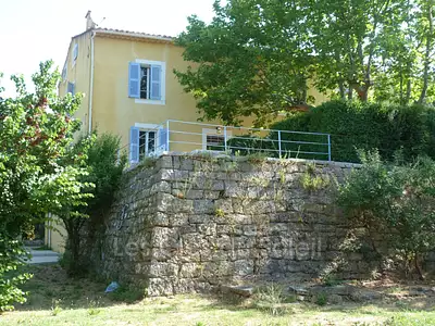 Maison, 174 m²