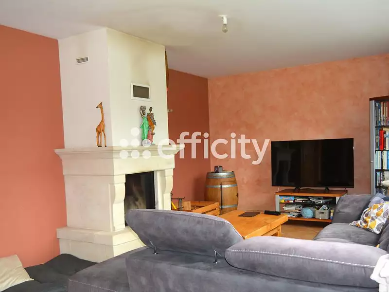 Maison, 210 m²