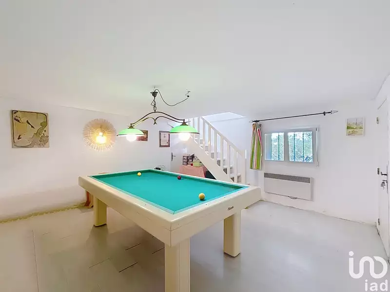 Maison, 166 m²