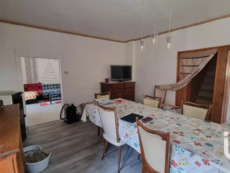 Maison, 98 m²
