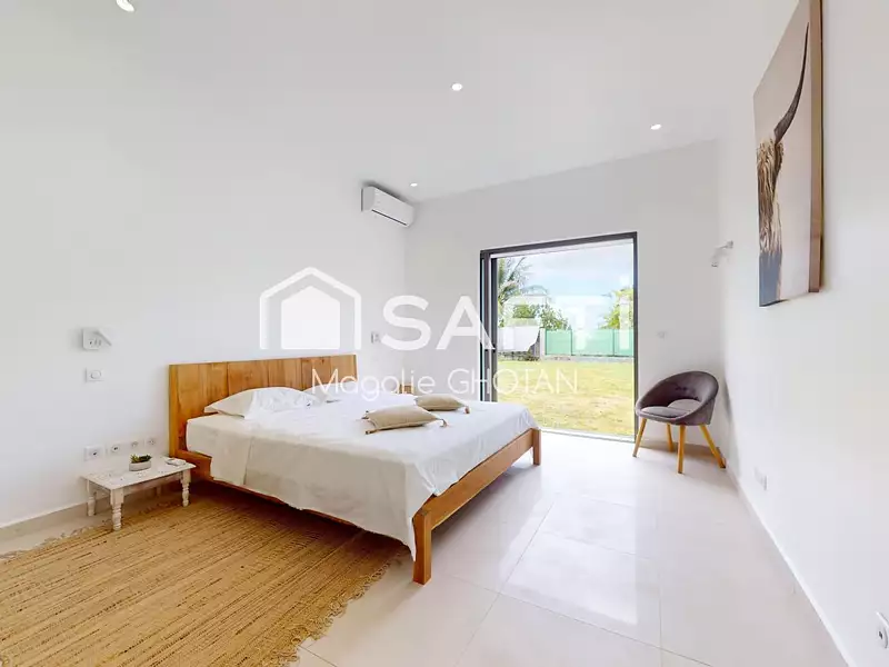 Maison, 176 m²