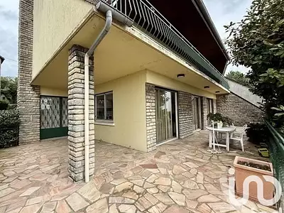Maison, 215 m²