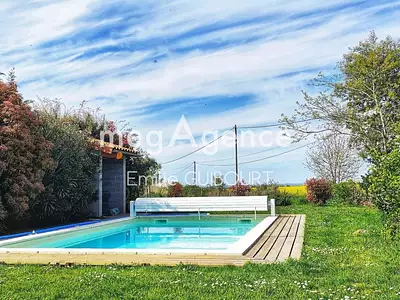 Maison, 223 m²