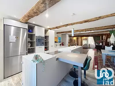 Maison, 220 m²