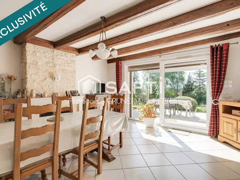 Maison, 214 m²