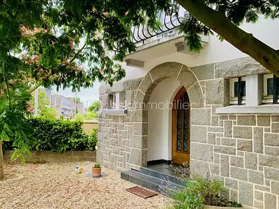 Maison, 244 m²