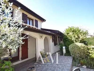Maison, 145 m²