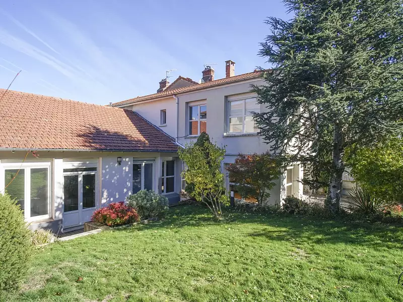 Maison, 290 m²