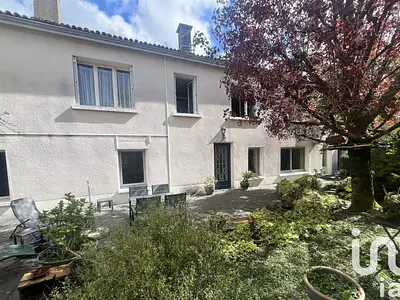 Maison, 246 m²