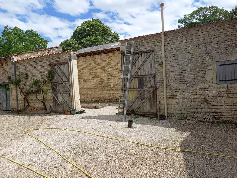 Maison, 215 m²