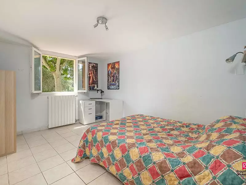 Maison, 196 m²