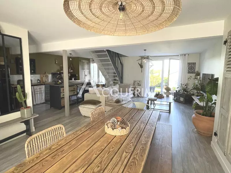 Maison, 96 m²