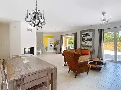 Maison, 184 m²