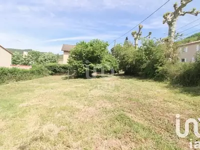 Terrain, 662 m²
