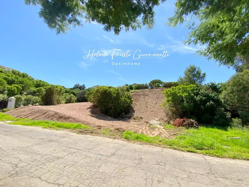 Terrain, 4 440 m²