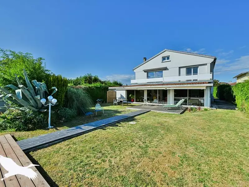 Maison, 208 m²
