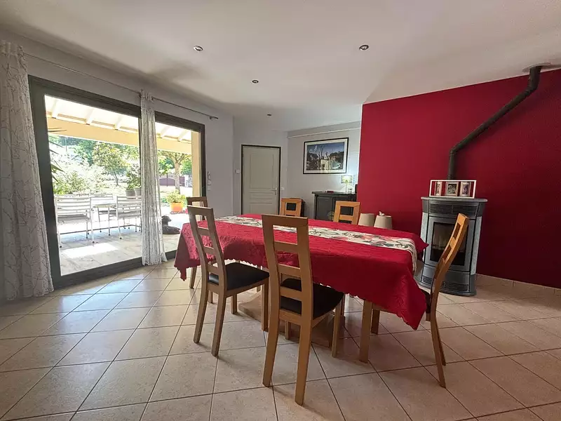 Maison, 157 m²