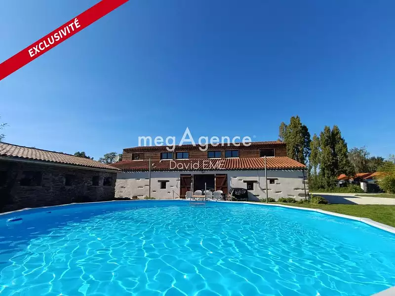 Maison, 360 m²