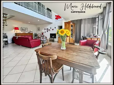 Maison, 396 m²