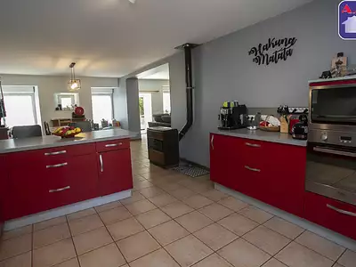 Maison, 282 m²