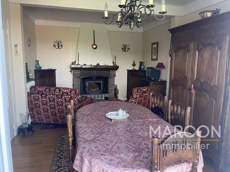 Maison, 208 m²