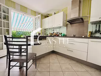Maison, 178 m²