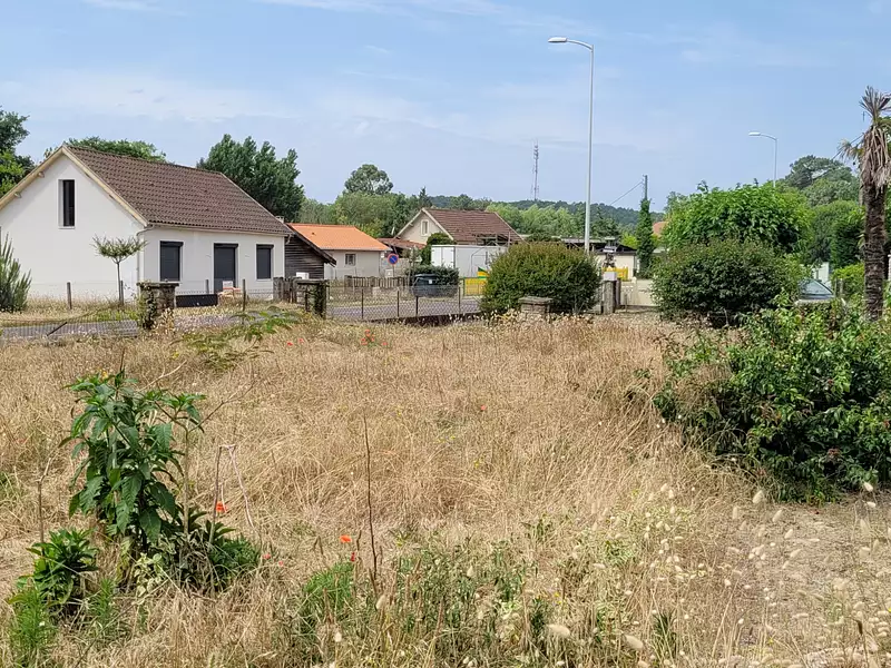Terrain, 451 m²