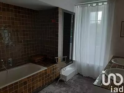 Maison, 214 m²