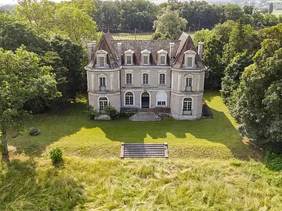 Maison, 600 m²