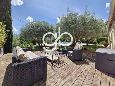 Maison, 192 m²