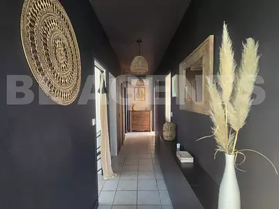 Maison, 169 m²