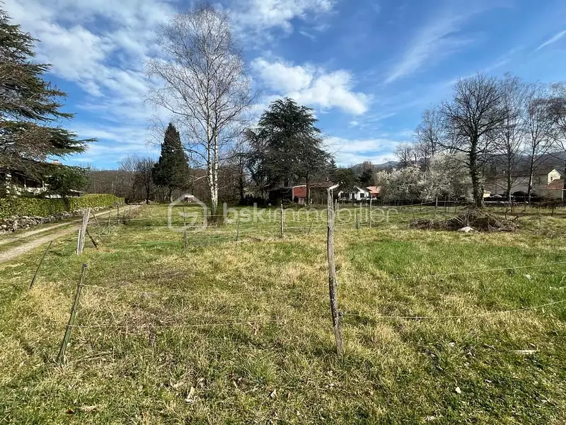 Terrain, 2 130 m²