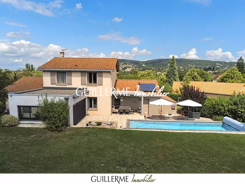 Maison, 168 m²