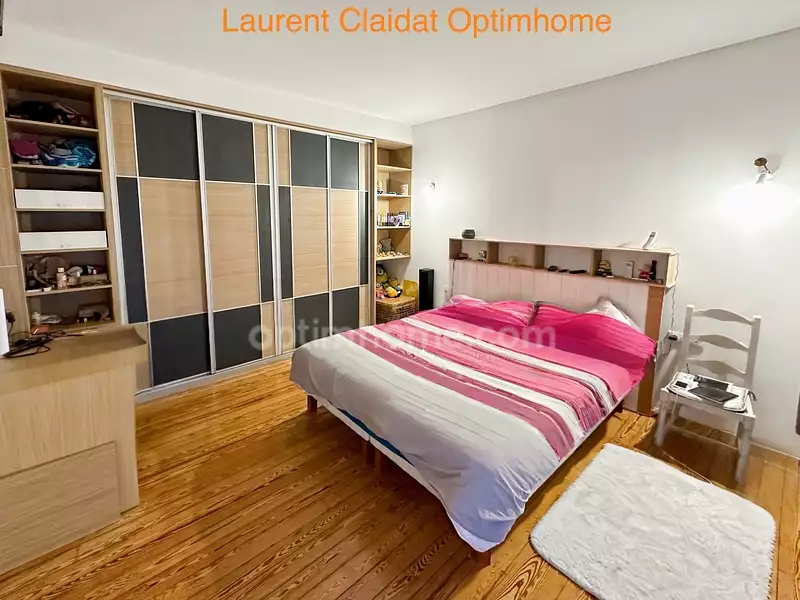Maison, 244 m²